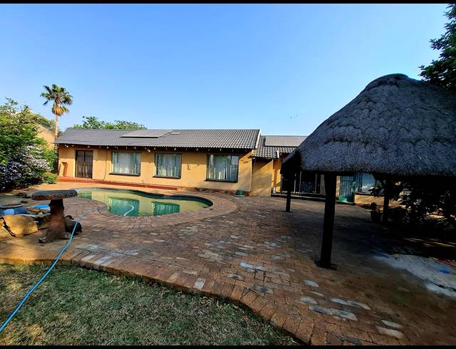 4 BEDROOM HOUSE FOR SALE IN BRAKPAN NORTH